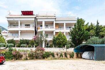 Apartment with terrace Bol, Central Dalmatia