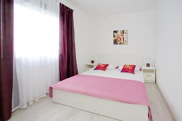 Apartments with parking space Bibinje, Zadar - 14436