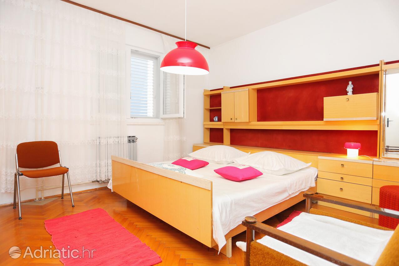 Appartamenti accanto al mare Sumpetar, Almissa - Omiš - 14450