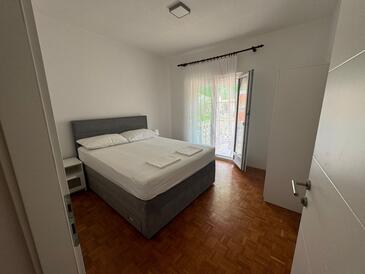 Apartments with parking space Sabunike, Zadar - 14490