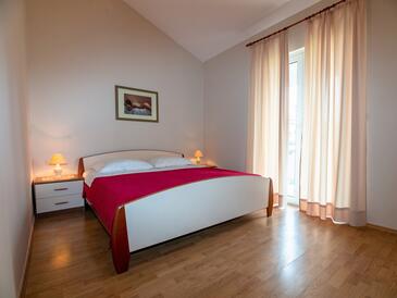 Leiligheter ved sjøen Rab - 14515