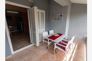 Two bedroom apartment Rab (A-14515-b)