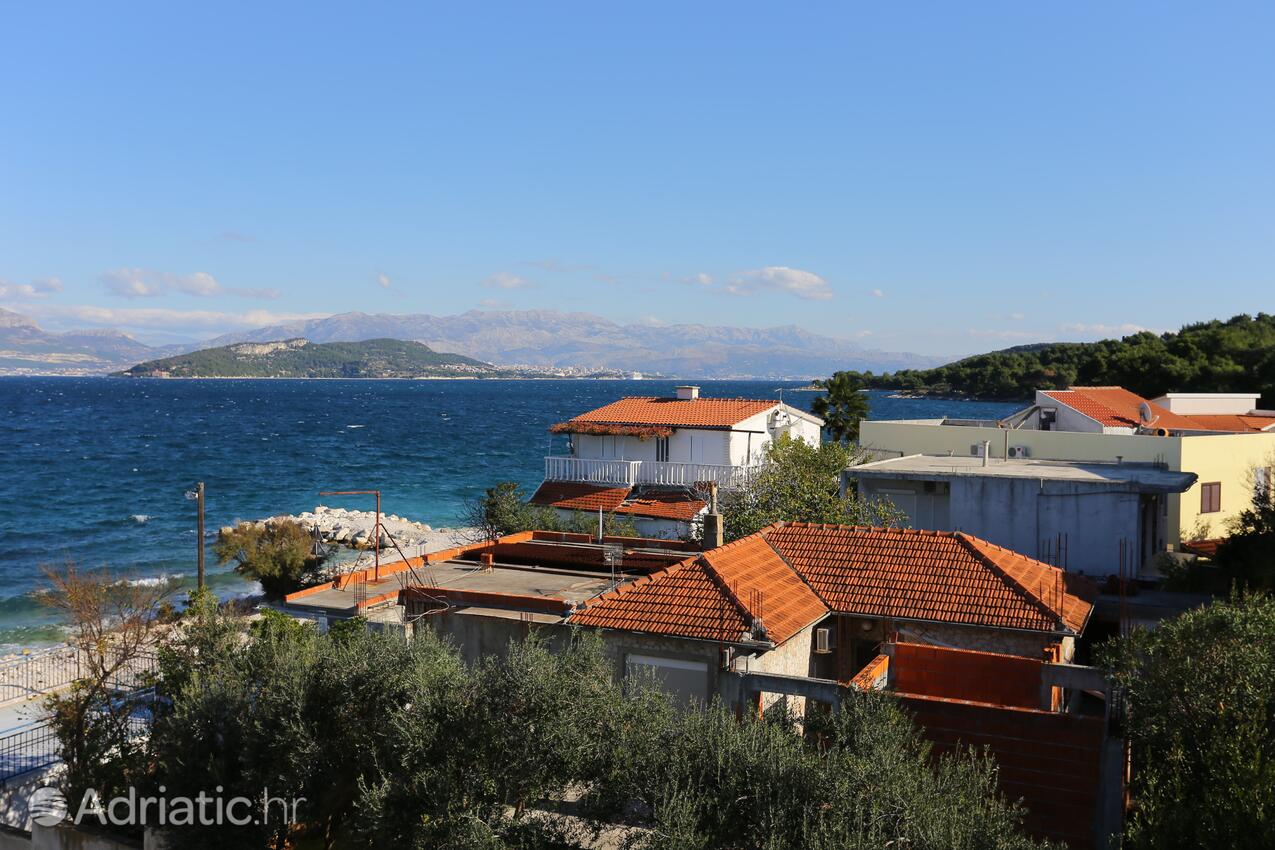 A-14541-e - Private accommodation - Apartments by the sea Slatine, Čiovo