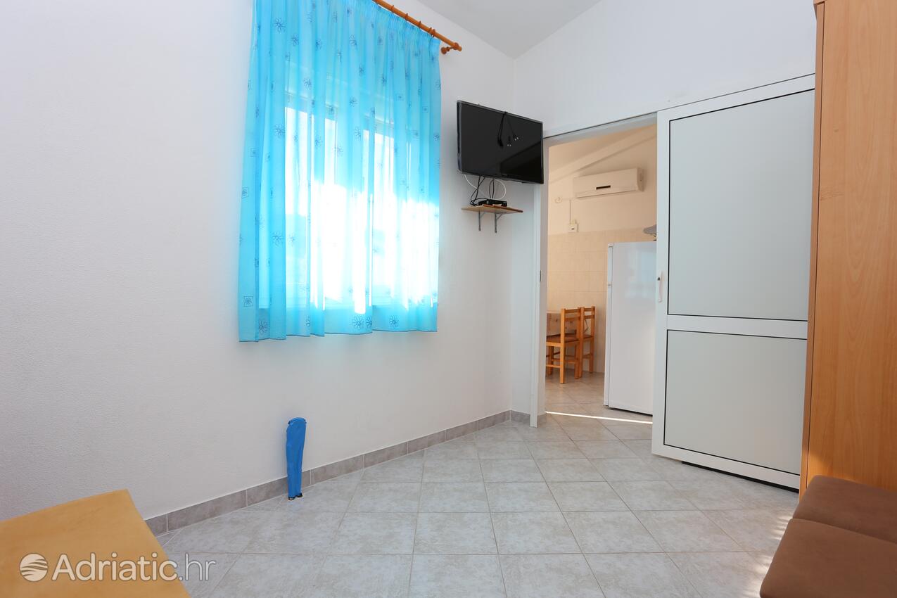 A-14541-e - Private accommodation - Apartments by the sea Slatine, Čiovo