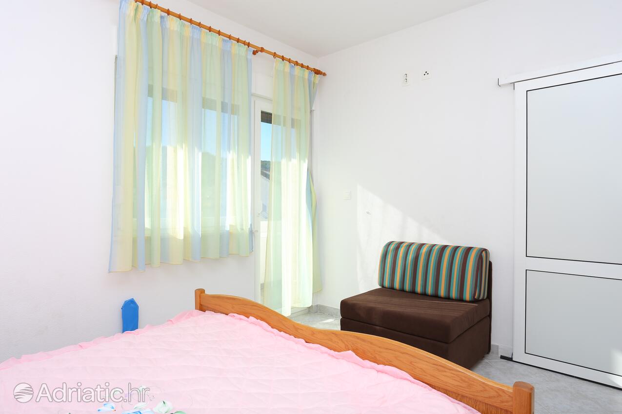 A-14541-e - Private accommodation - Apartments by the sea Slatine, Čiovo