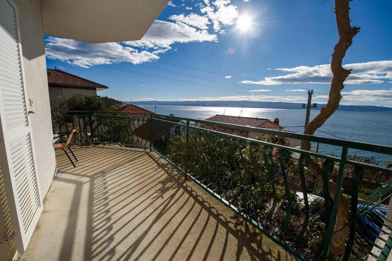 A-14555-a - Alloggi privati - Appartamenti accanto al mare Suhi Potok, Almissa - Omiš