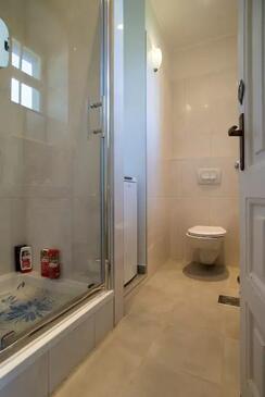 Apartment with terrace Pula, Istria