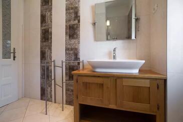 Apartment with terrace Pula, Istria