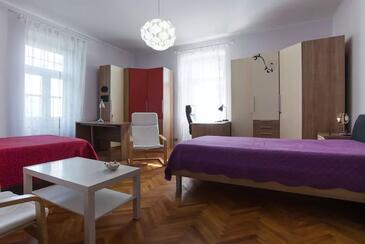 Apartment with terrace Pula, Istria