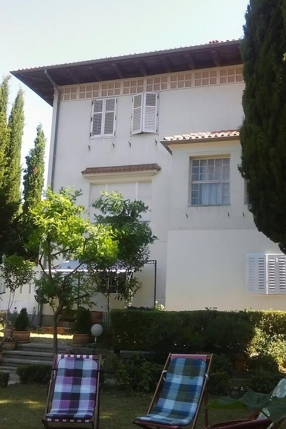 Apartment with terrace Pula, Istria