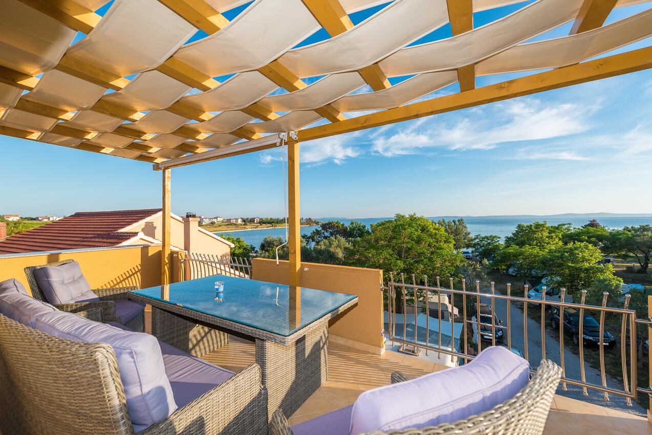 Apartments by the sea Privlaka, Zadar - 14569