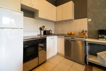 Apartmani s parkingom Labin - 14581