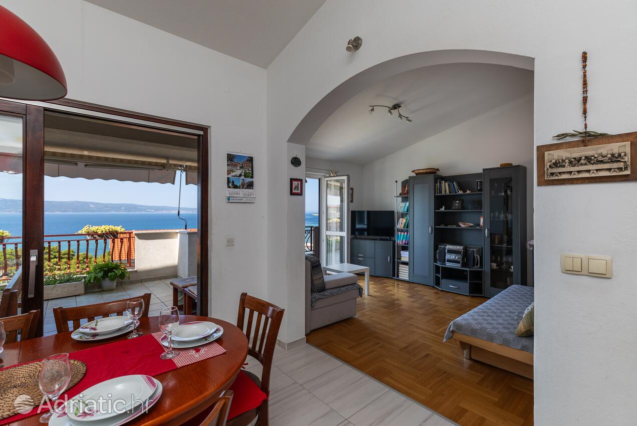 A-14587-a - Alloggi privati - Appartamenti accanto al mare Duccie - Duće, Almissa - Omiš