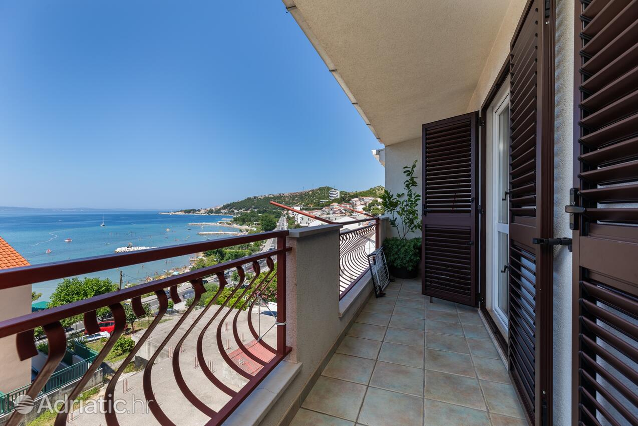A-14587-a - Alloggi privati - Appartamenti accanto al mare Duccie - Duće, Almissa - Omiš
