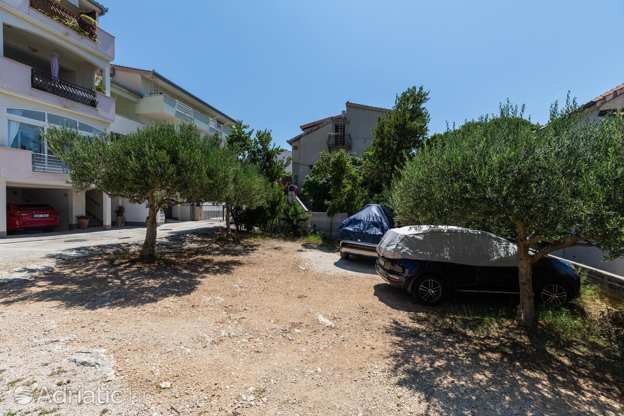 Parcheggio - Appartamenti accanto al mare Duccie - Duće, Almissa - Omiš