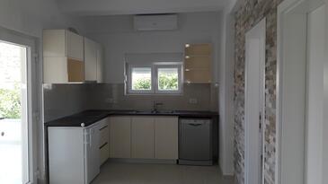 Appartamenti accanto al mare Bilo, Capocesto - Primošten - 14601