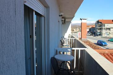 Apartments and rooms with parking space Trilj, Zagora - 14609