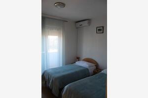 Zimmer Trilj Zimmer Trilj, Zagora (S-14609-b)