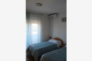 Zimmer Trilj Zimmer Trilj, Zagora (S-14609-k)