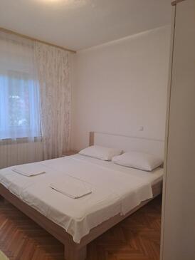 Apartmaji s parkingom Palit, Rab - 14610