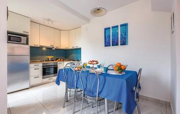 Appartements avec parking Crikvenica - 14631
