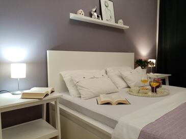 Apartments with parking space Crikvenica - 14631