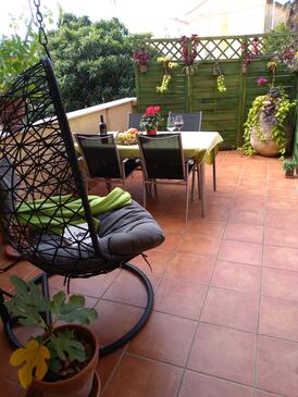 Apartments with parking space Crikvenica - 14631