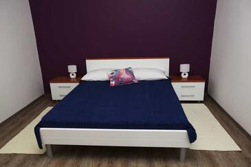 Apartments by the sea Pakoštane, Biograd - 14658