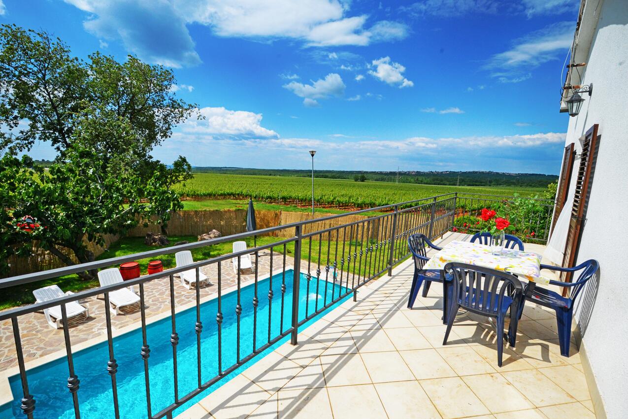 Kuća za obitelj s bazenom Bašarinka, Poreč - 14663