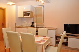 Two bedroom apartment Makarska (A-14667-a)