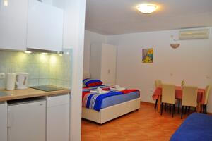 Studio flat Makarska (AS-14667-a)