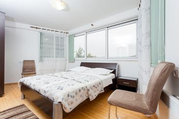 Apartments by the sea Zavalatica, Korčula - 14676