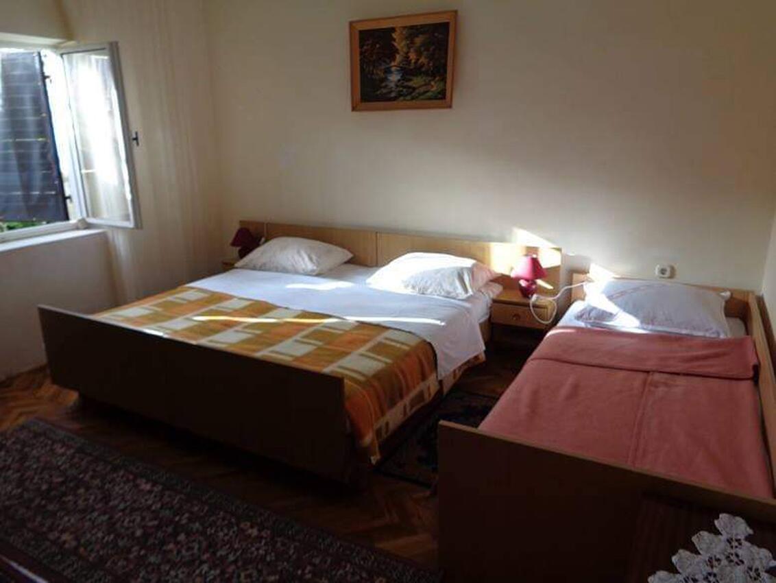 Ferienwohnungen mit Parkplatz Sukosan, Zadar - 14681