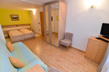 Ferienwohnungen am Meer Nin, Zadar - 14705