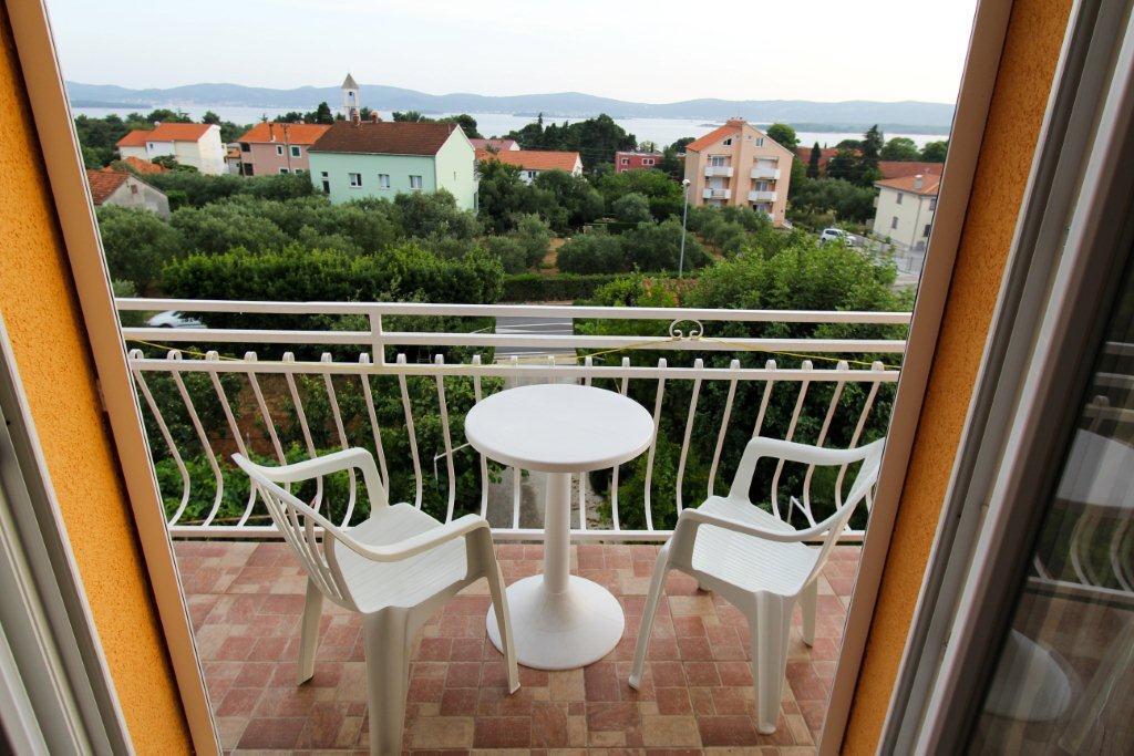 Apartments with a parking space Sveti Filip i Jakov, Biograd - 14706