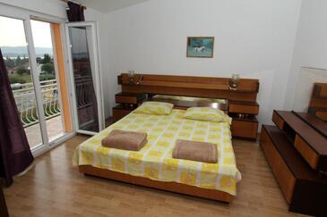 Apartments with parking space Sveti Filip i Jakov, Biograd - 14706