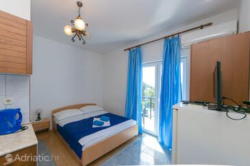Apartments with parking space Gradac, Makarska - 14708