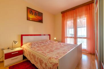 Seaside family friendly house with a swimming pool Karbuni, Korčula - 14776