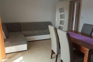 2-Zimmer-Ferienwohnung Poljica 2-Zimmer-Ferienwohnung Poljica, Trogir (A-14803-b)