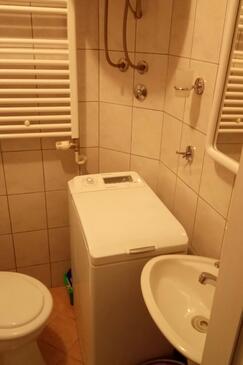 Apartment Omiš, Central Dalmatia