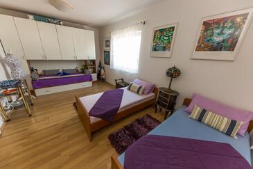 Appartamenti accanto al mare Arbanija, Bua - Čiovo - 14825