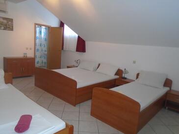 Apartamentos e estúdios com varanda Orebić, Dalmácia do Sul