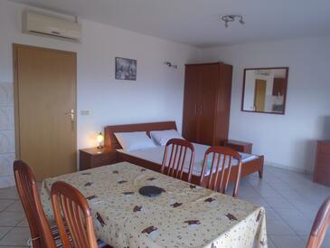 Apartamentos e estúdios com varanda Orebić, Dalmácia do Sul