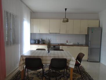 Apartamentos e estúdios com varanda Orebić, Dalmácia do Sul