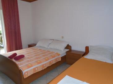 Apartamentos e estúdios com varanda Orebić, Dalmácia do Sul