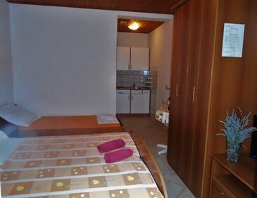 Apartamentos e estúdios com varanda Orebić, Dalmácia do Sul
