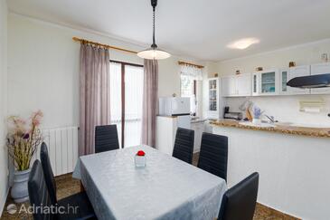 Apartments with parking space Sveti Lovreč, Central Istria - Središnja Istra - 14847