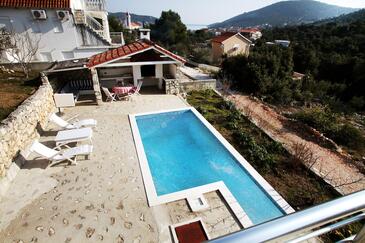 Family friendly house with a swimming pool Vinišće, Trogir - 14858 Adriatic.hr