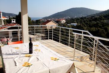 Ház családok részére medencével Vinisce, Trogir - 14858