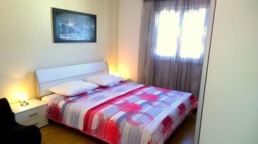 Ferienwohnungen mit Pool für Familien Gornje selo, Solta - 14862